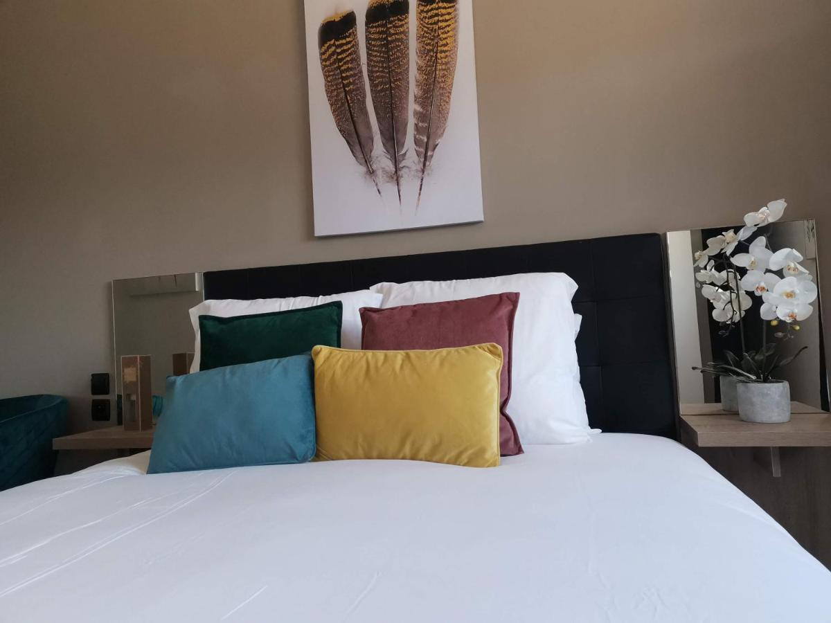 Home Place Apartments - Langon Sauternes Bagian luar foto