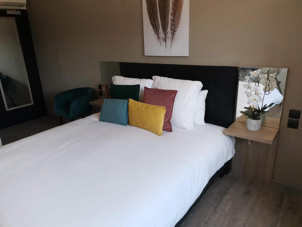 Home Place Apartments - Langon Sauternes Bagian luar foto